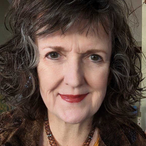 Meet your Posher, Chris - Picture 2 of 2